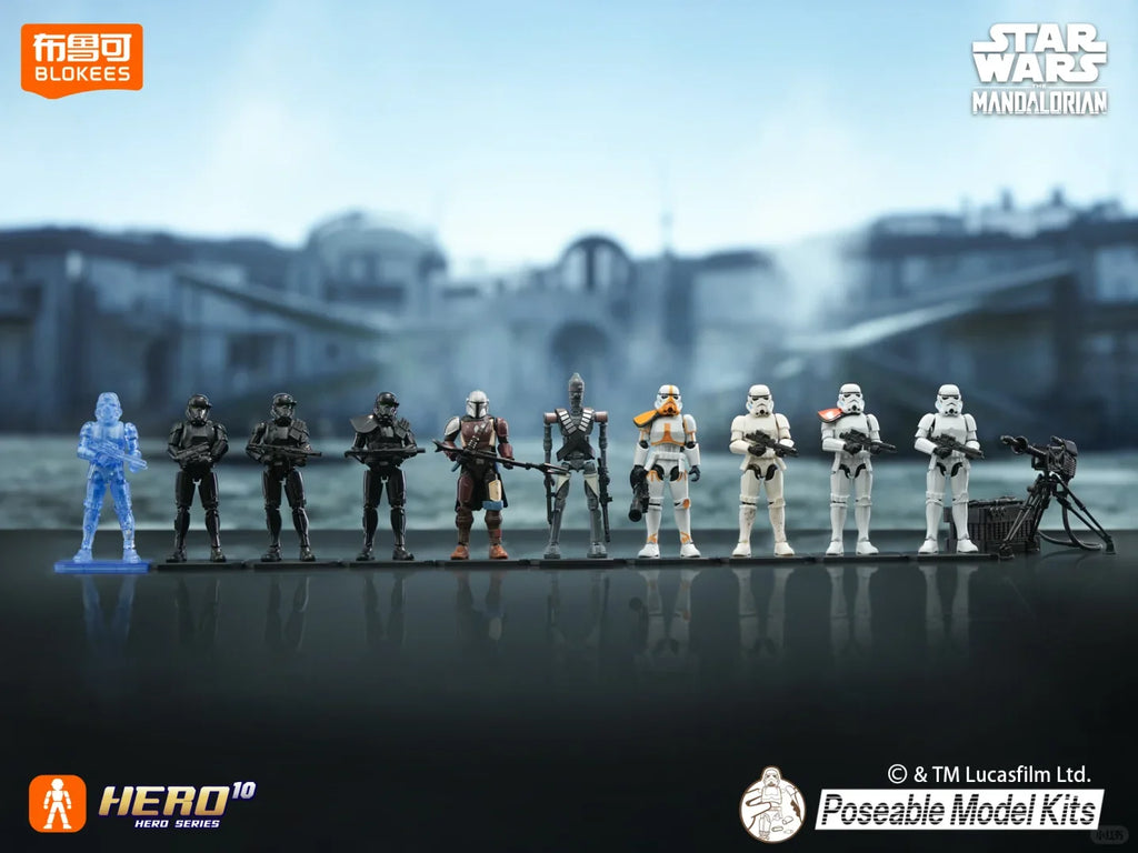 Conjunto de figuras ensambladas con varios soldados, armas y base de exhibición