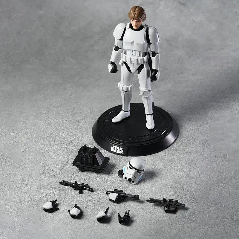 Figura de Luke Skywalker con armadura de asalto blanca y piezas en base