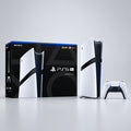 Consola PS5 Pro con control inalámbrico y caja, edición blanca y negra, vista frontal.