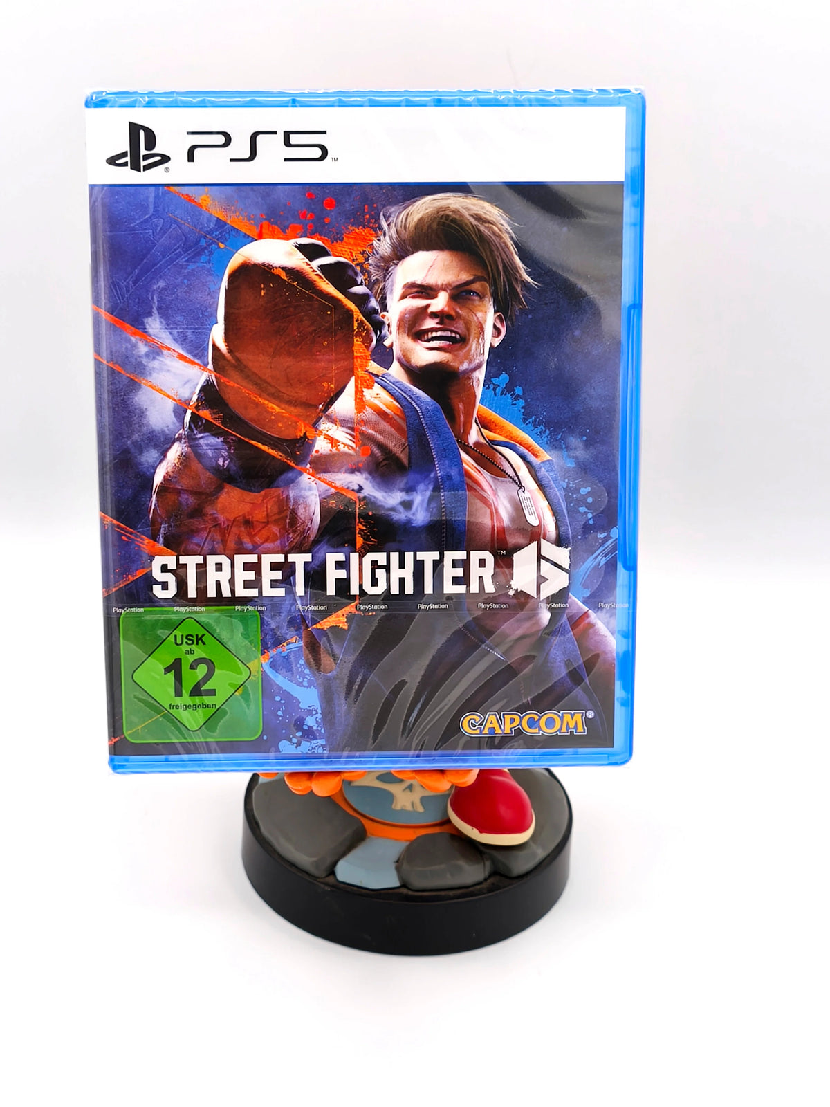 Street Fighter 6 PS5 - New Physical Game, PAL Germany, for PlayStation 5 with Spanish, English, French, German, Italian, and Portuguese languages, featuring dynamic combat and expanded roster.