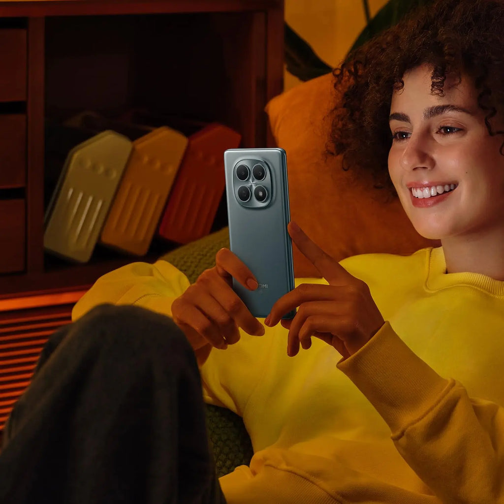 Xiaomi Redmi Note 15 5G smartphone with Snapdragon 6 Gen 3, 8GB RAM, 256GB storage, 6.77" AMOLED display, 108MP camera, 5520mAh battery, IP65 water and dust resistance, ideal for seamless performance and vivid visuals.