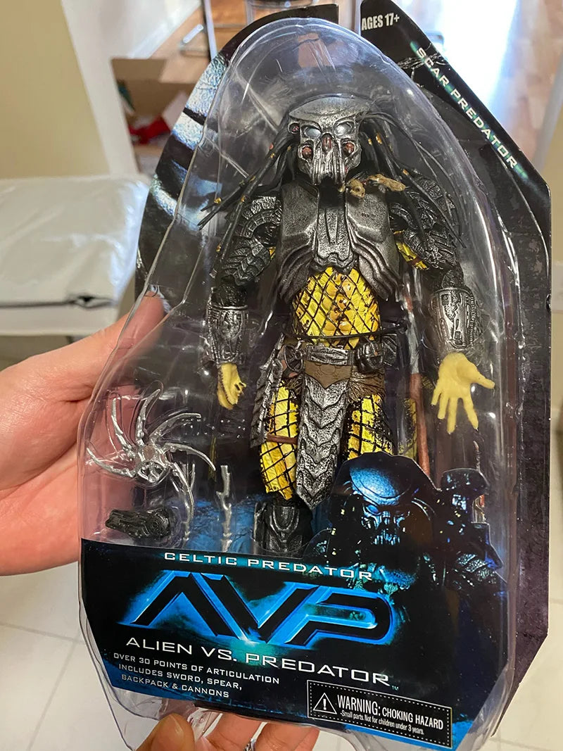 Figura de acción de Predator Scar enmascarado de NECA, figura de Predator Celtic Scar, modelo coleccionable, juguete de regalo, 18 cm
