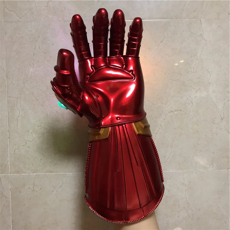 Arma de los Vengadores Superhéroes 1:1, Guantelete de Guerra de Iron Man Thanos, Versión Roja Guantes con luz LED para cosplay, accesorio de figura, regalo para niños