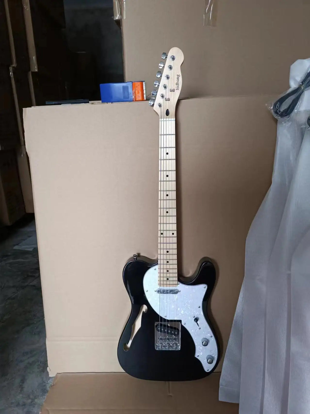 Guitarra eléctrica hueca de 6 cuerdas con pastillas pasivas SS 1V1T3W, 20 trastes, cuerpo de caoba y mástil de arce
