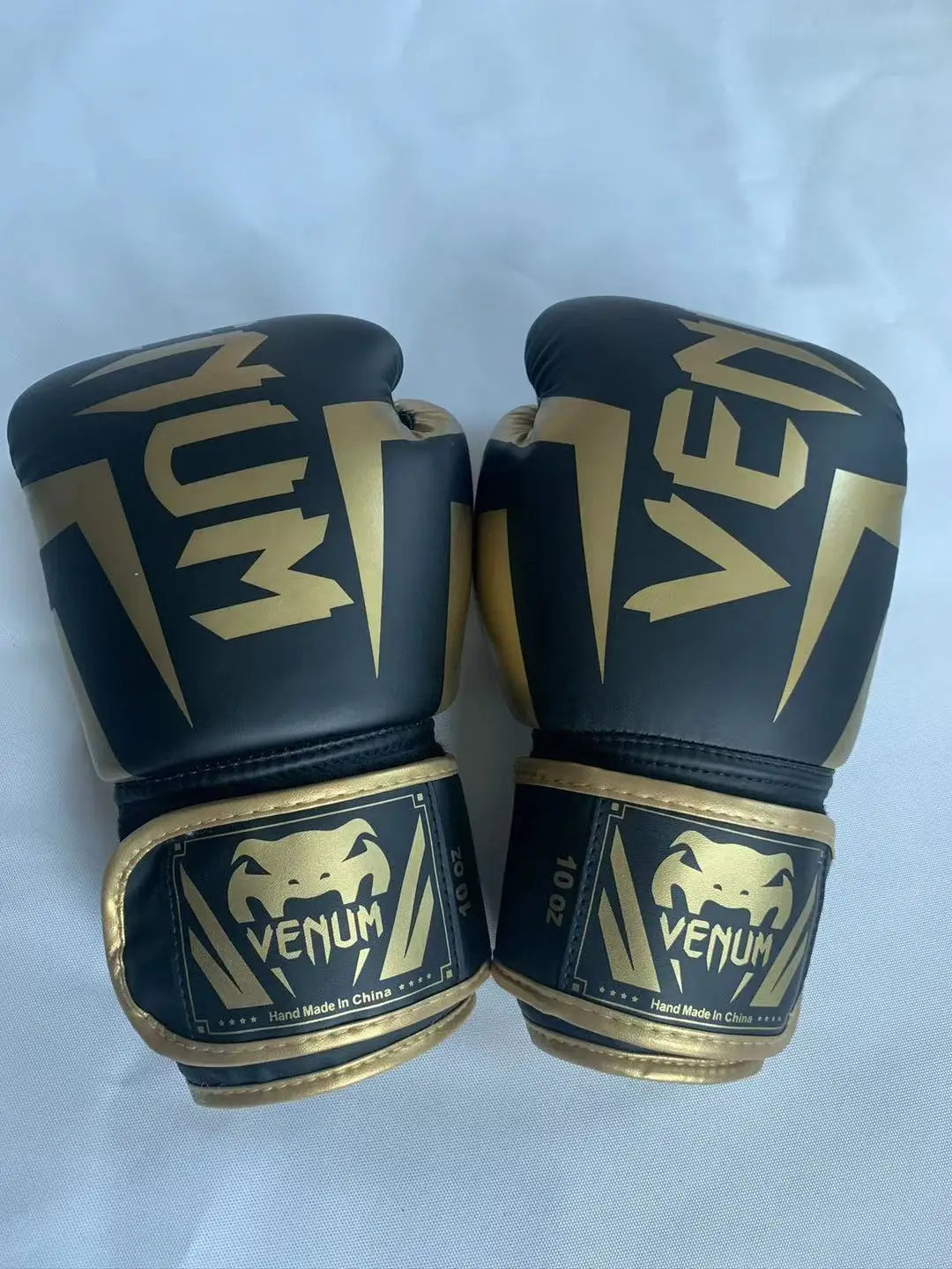 Guantes de Kick Boxing de cuero PU para hombres, mujeres y niños, guantes de lucha, guantes de Kickboxing, guantes de entrenamiento de MMA, Sanda, Karate