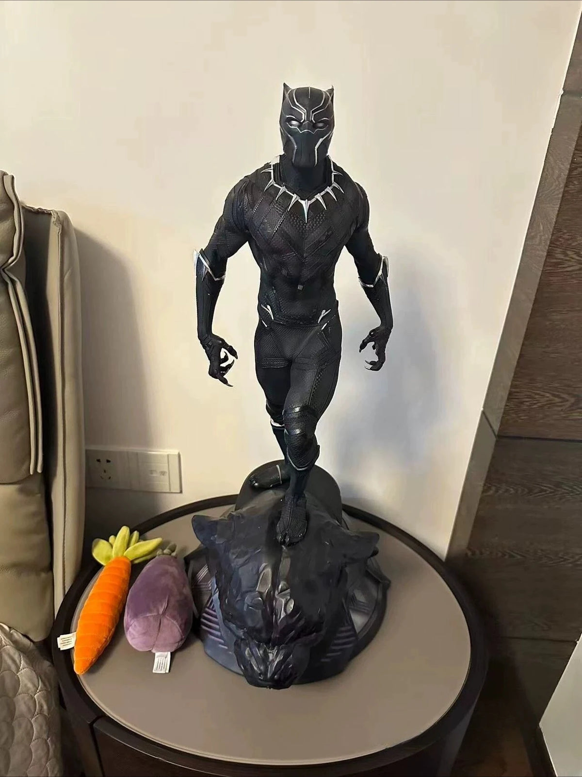 Figura de Pantera Negra de Los Vengadores de 60 cm, modelo de postura de pie, material de resina, figura de acción de anime, adorno de escritorio, juguete para niños