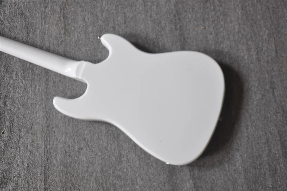 Guitarra Eléctrica de 6 Cuerdas con Cuerpo Blanco, Diapasón de Palisandro, Herrajes Cromados y Servicio de Personalización