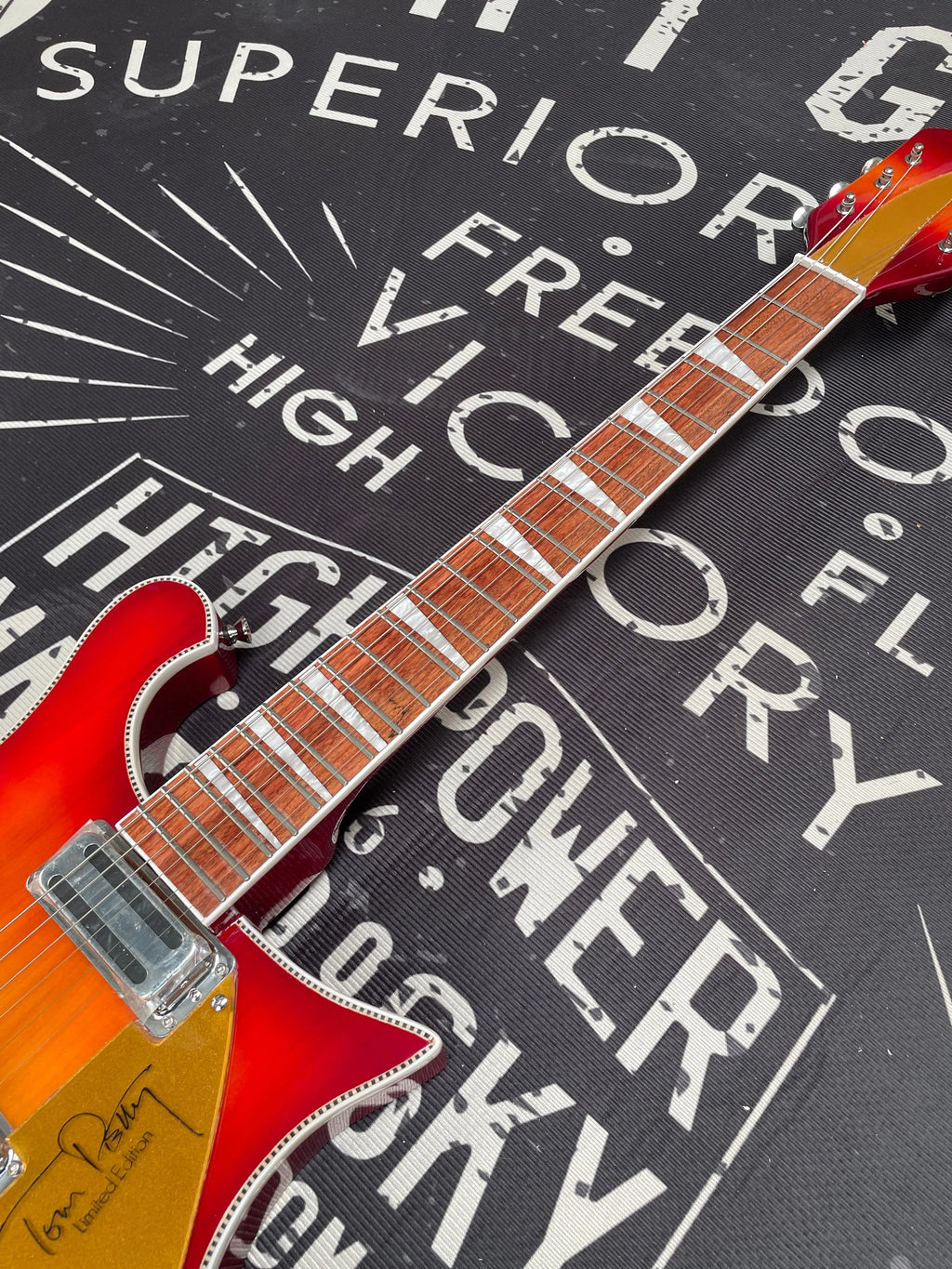Guitarra eléctrica de 6 cuerdas, marcadores de trastes triangulares, diapasón de palisandro, guitarra eléctrica con doble bloqueo, guitarra eléctrica para principiantes
