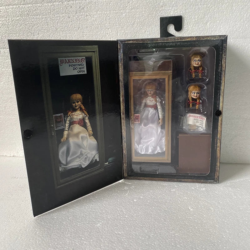 Figura NECA Annabelle Comes Home, figuras de Annabelle, modelo de figura de acción, juguete, muñeca, decoración, regalo, 18 cm, 7 pulgadas