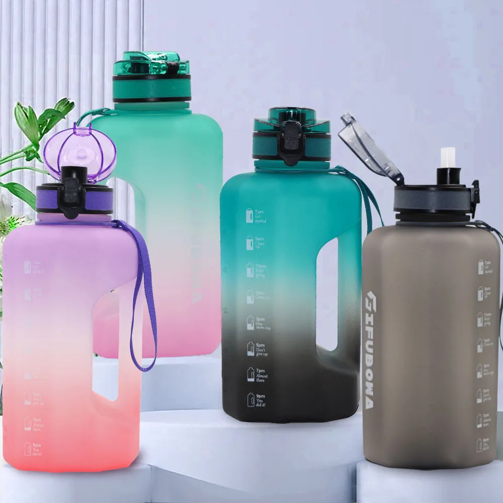 Botella de agua grande de 2,2 litros con marcador de tiempo con asa, jarra enorme de gran capacidad de medio galón a prueba de fugas de paja para entrenamiento, gimnasio y Fitness