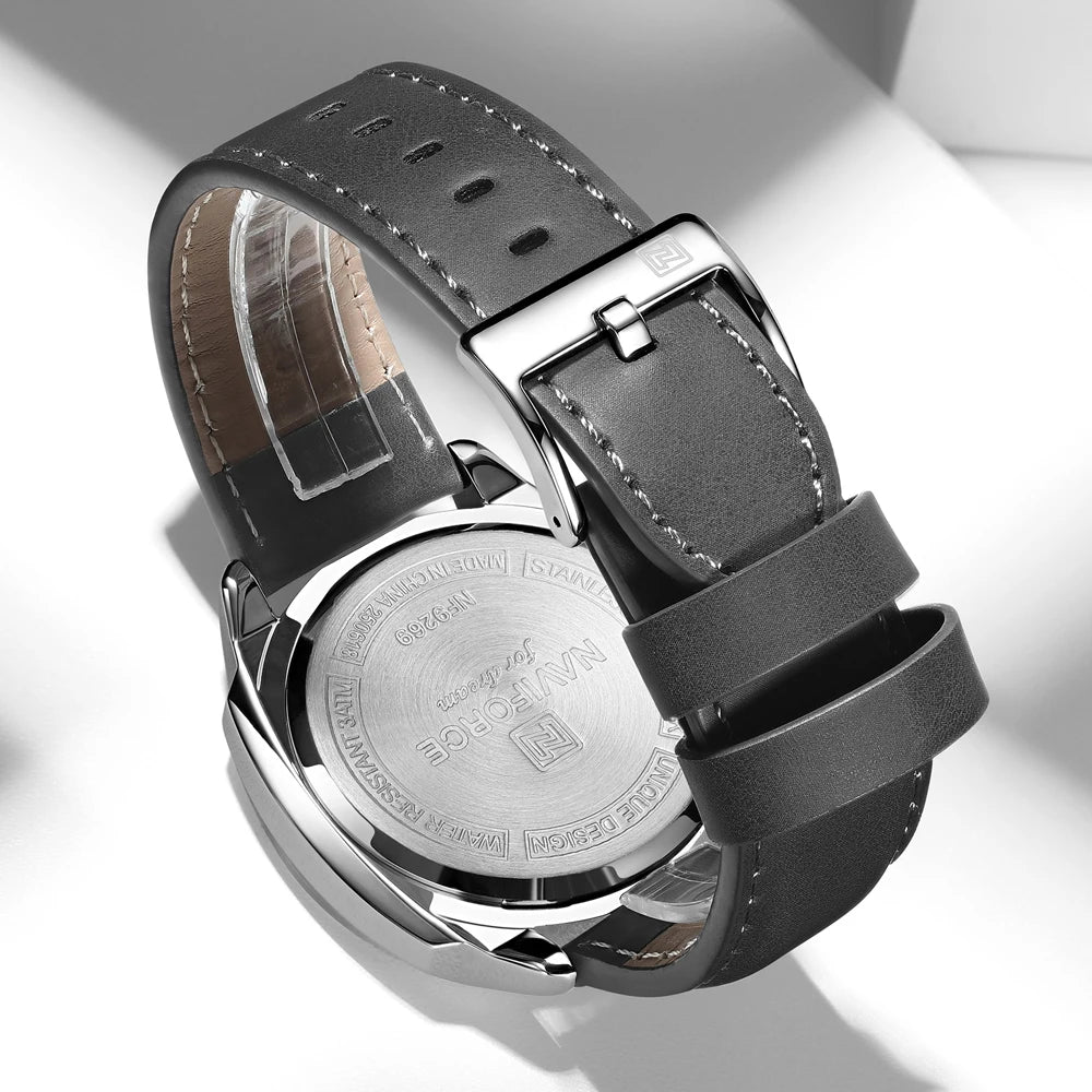 NAVIFORCE Top Brand Luxury Man Wristwatch Sport Silicone Date Quartz Men Watch Luminous Waterproof Men's Date Watches Clock