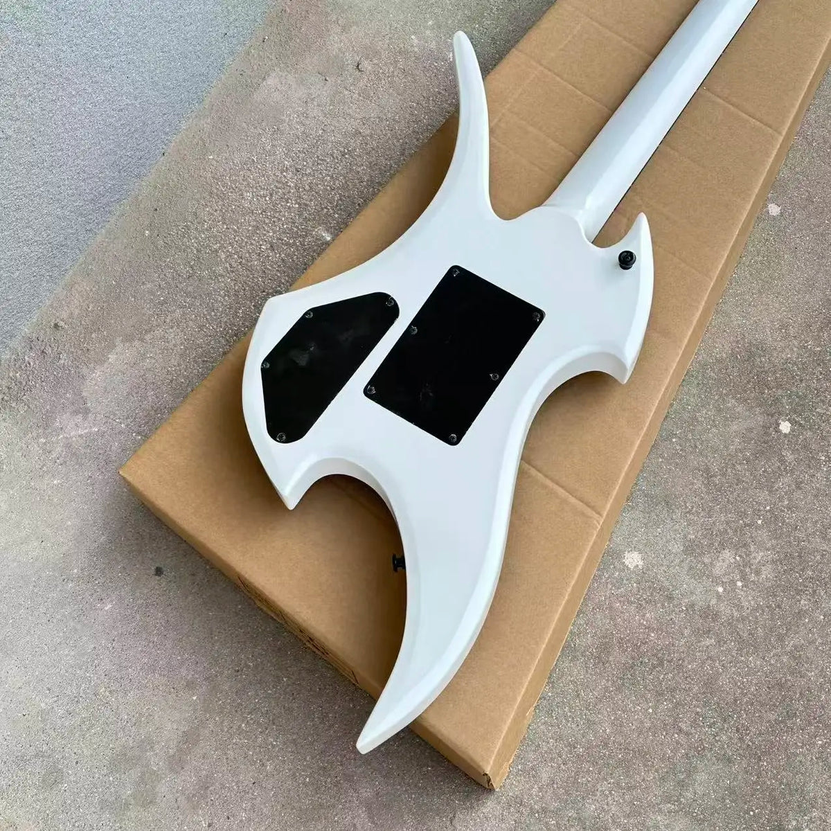 Guitarras eléctricas White BC Revenge Warlock, cuerpo de caoba, diapasón de palisandro, vibrato Floyd Rose, envío gratis