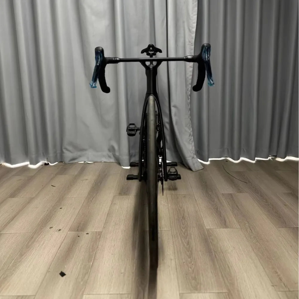 Bicicleta de carretera TT Racing de fibra de carbono, eléctrica, con cambios variables, frenos de doble disco y cuadro rígido
