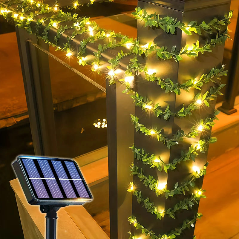 Guirnalda de 50/100 luces LED verdes con hojas de hiedra artificial y energía solar, con 8 modos para decoración de jardines, bodas y Navidad