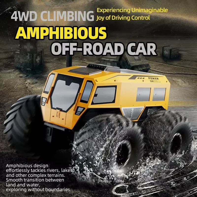 Coche RC anfibio todoterreno amarillo con salpicaduras de agua y ruedas grandes