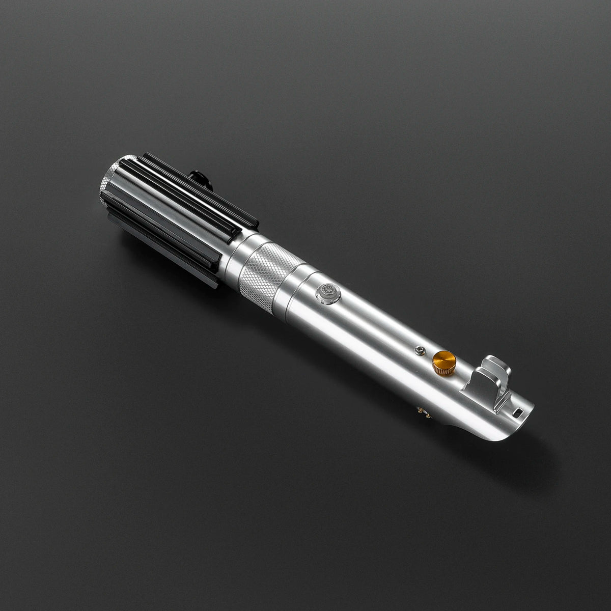 DamienSaber Anakin Lightsaber Force Heavy Dueling Light Saber Motion Control  Infinite Color Changing with 34 Sound Fonts