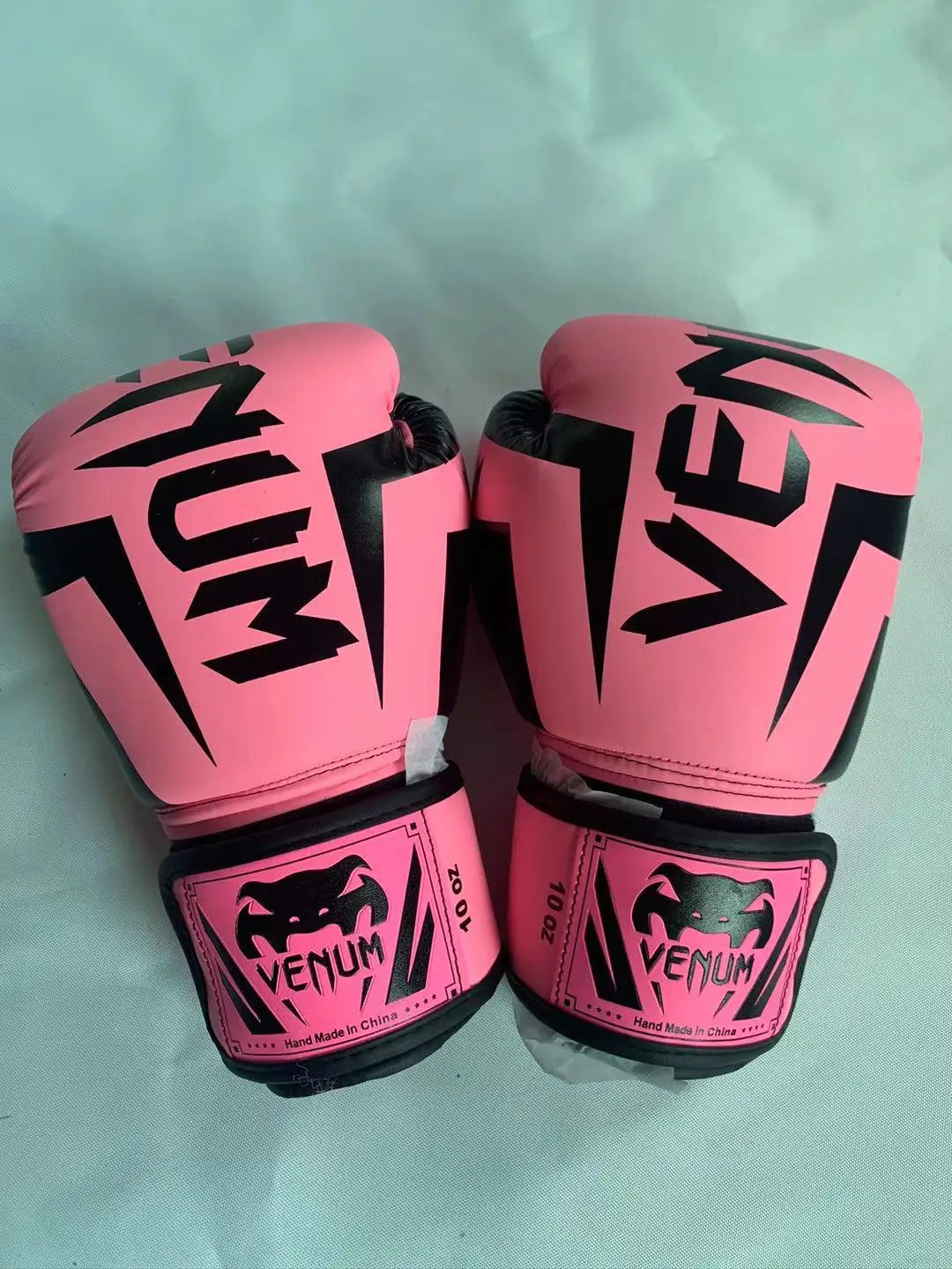 Guantes de Kick Boxing de cuero PU para hombres, mujeres y niños, guantes de lucha, guantes de Kickboxing, guantes de entrenamiento de MMA, Sanda, Karate