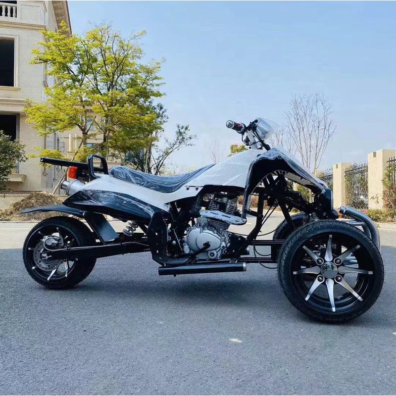 Potente triciclo invertido de 200 cc con arranque eléctrico para adultos, con tres ruedas.