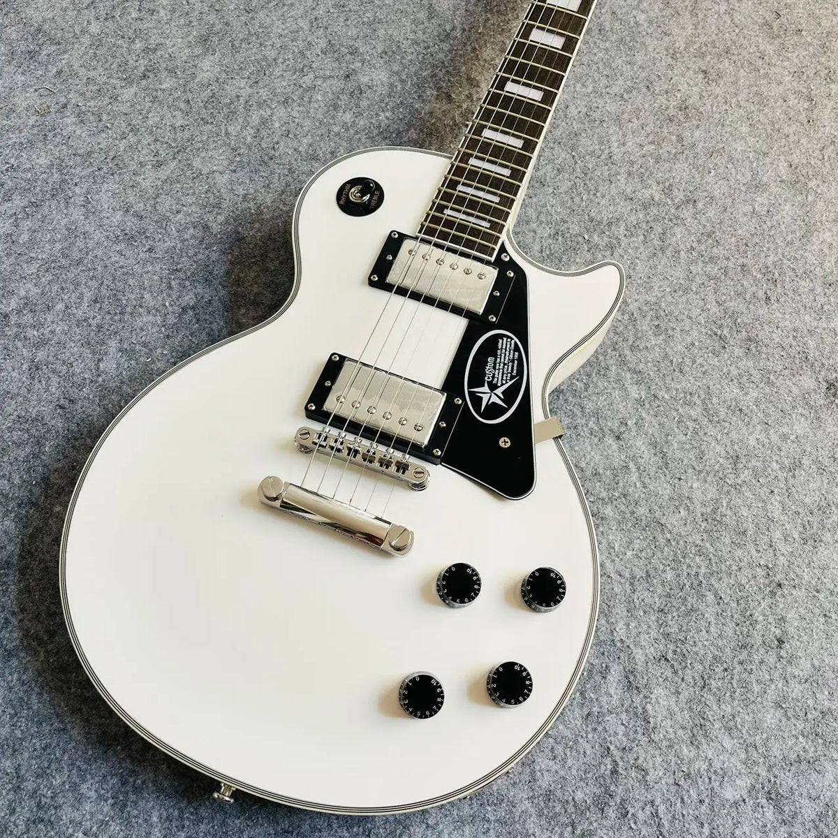 Guitarra Eléctrica Sólida Estándar