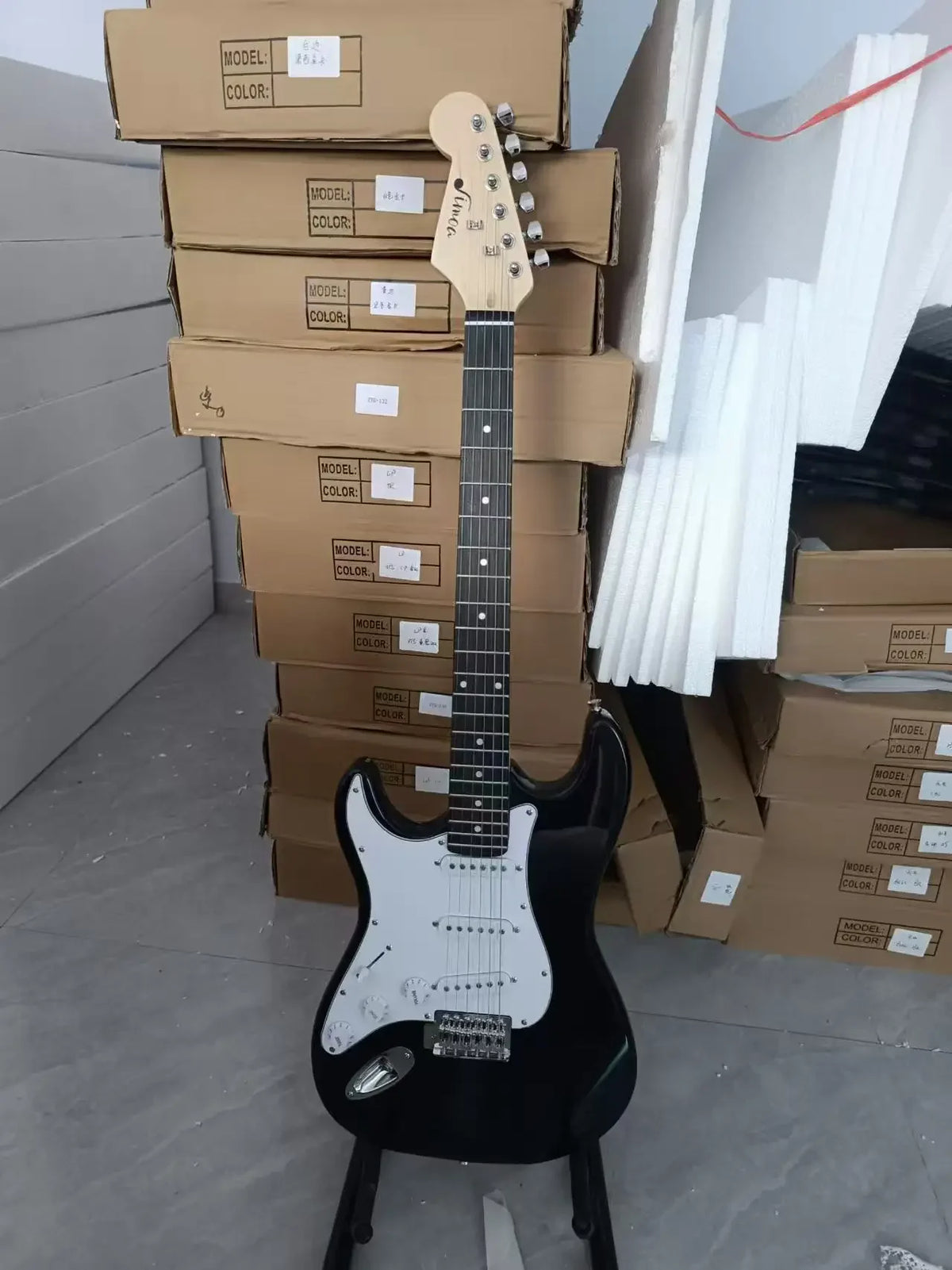 Guitarra Eléctrica para Zurdos, 6 Cuerdas, Pastillas SSS, 1V2T5W, 22 Trastes, Cuerpo de Tilo, Mástil de Arce