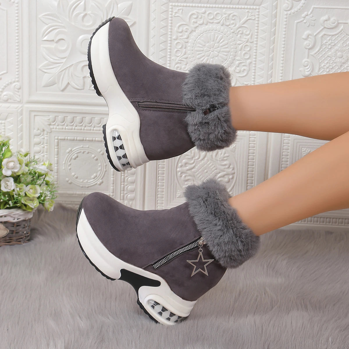 Botas informales de tacón alto para mujer, zapatos de cuña peluda gruesa, botas de nieve con plataforma para exteriores, invierno, 2024