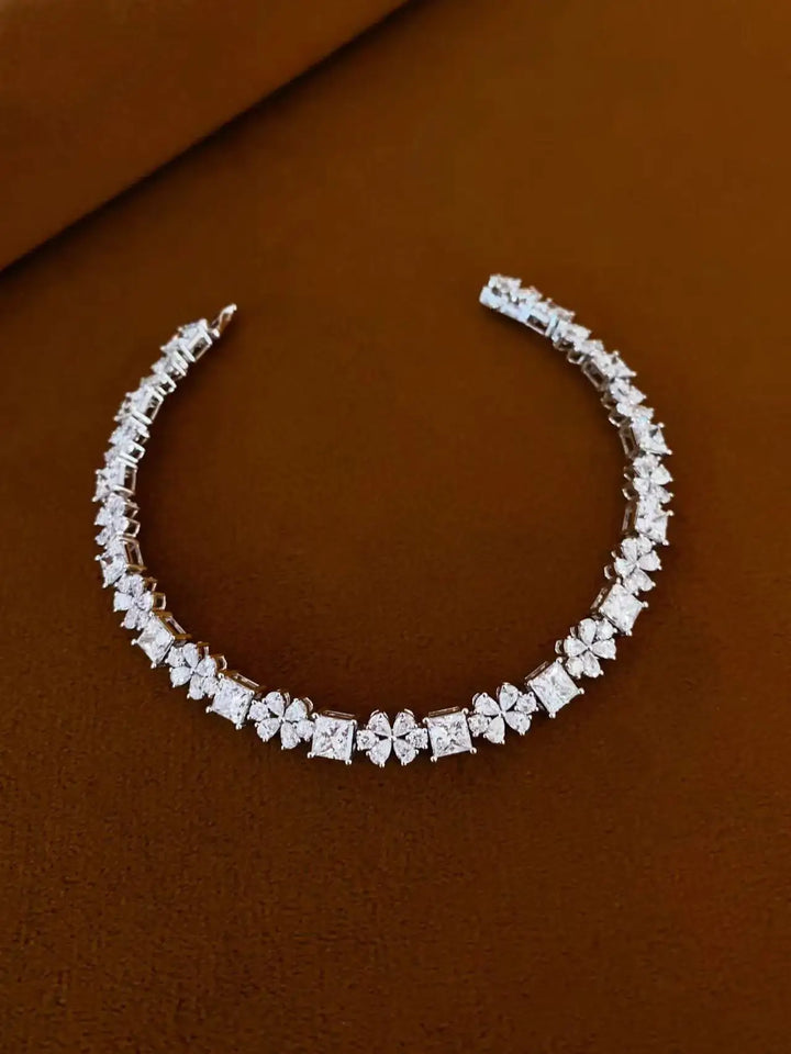 Pulsera de tenis con diamantes cultivados en laboratorio de 11.15ct en corte princesa, redondo y pera, de oro blanco macizo de 18K, D VS, regalo de aniversario para ella.