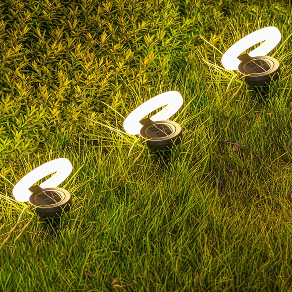 Luces solares de jardín para estaca, lámpara de disco impermeable para exteriores, luces solares de jardín LED giratorias de 360 grados con sensor inteligente para patio trasero