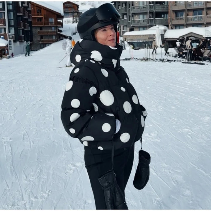 Traje de esquí de una pieza para mujer con capucha, cinturón, corte acampanado, puños elásticos, bolsillos con cremallera, resistente al agua, ropa de nieve.