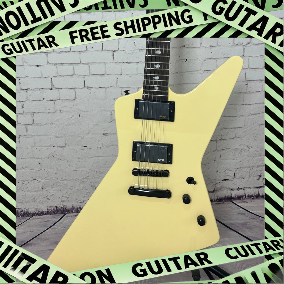 Guitarra eléctrica retro en forma de E, color blanco leche, cuerpo de madera maciza, doble pastilla de alta potencia, herrajes en negro mate, envío gratis