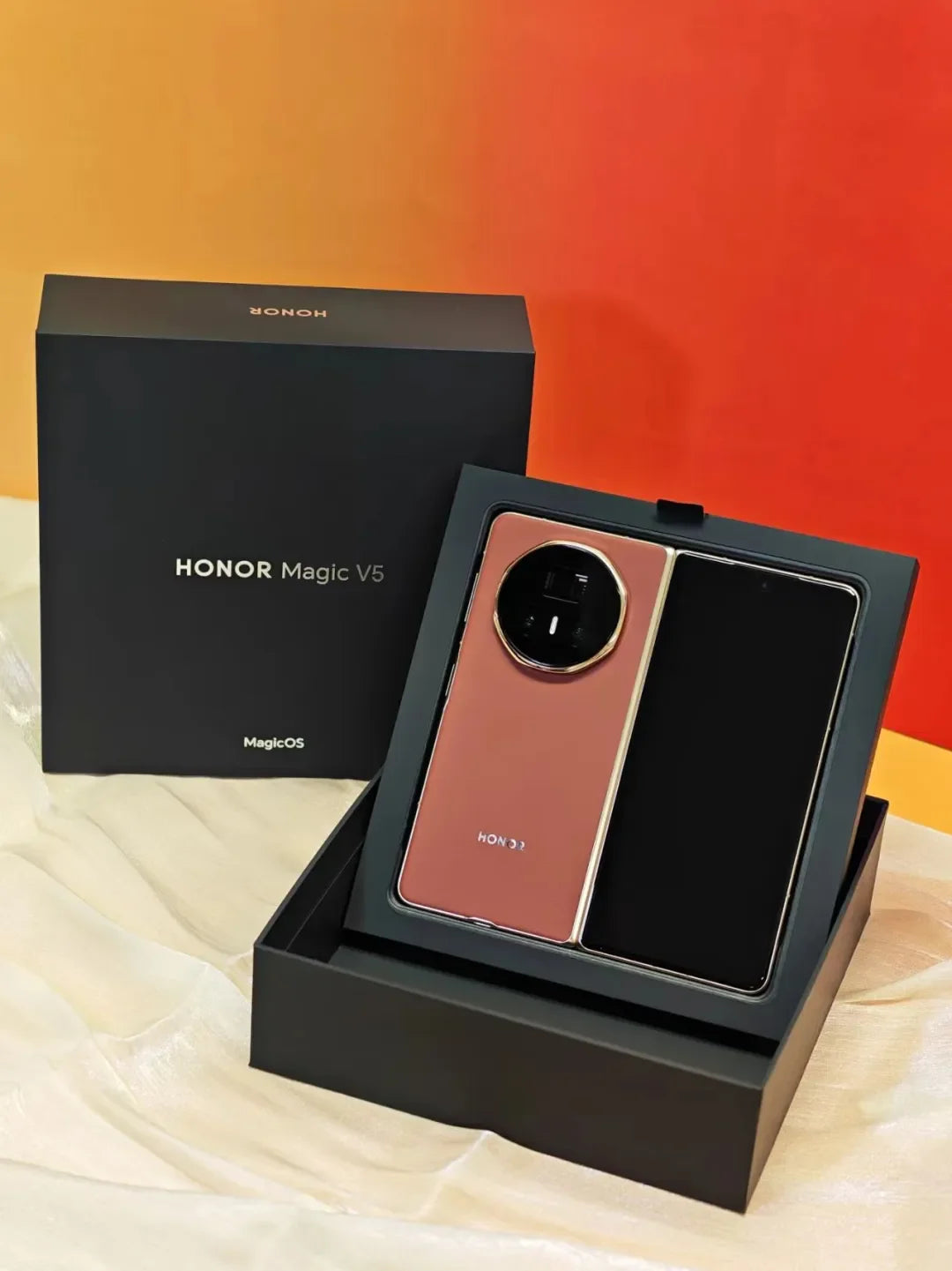 Nuevo Smartphone HONOR Magic V5 Versión Global Original 5G con Pantalla Dual HDR OLED, Snapdragon 8 Elite, 5820mAh, 7.95" y SuperCharge de 66W