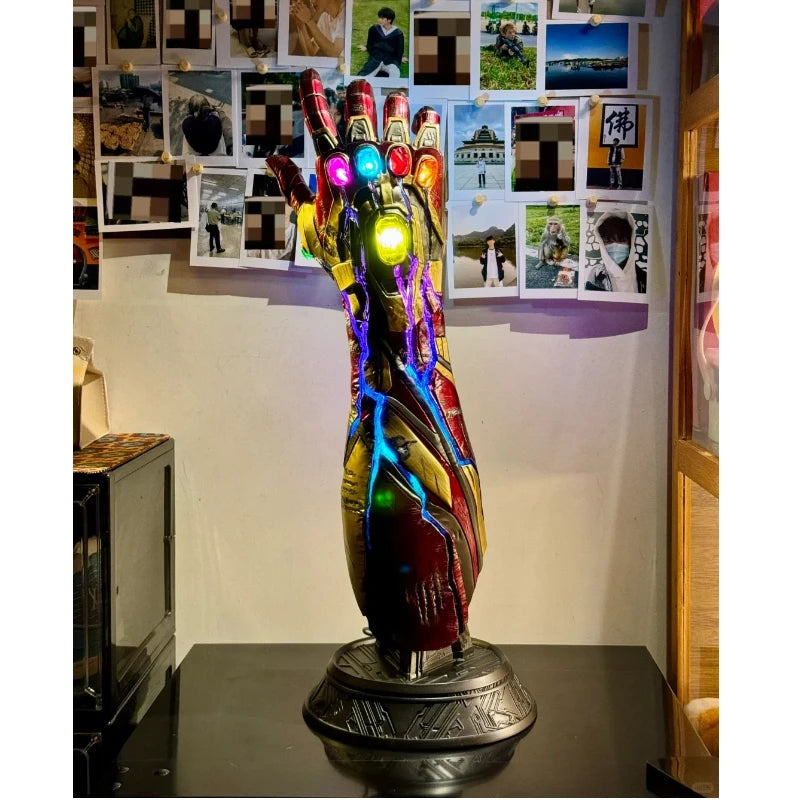 Réplica a escala 1/1 del Guantelete del Infinito de Thanos de Avengers: Endgame, estatua de resina con luces LED, artículo de colección como accesorio de película