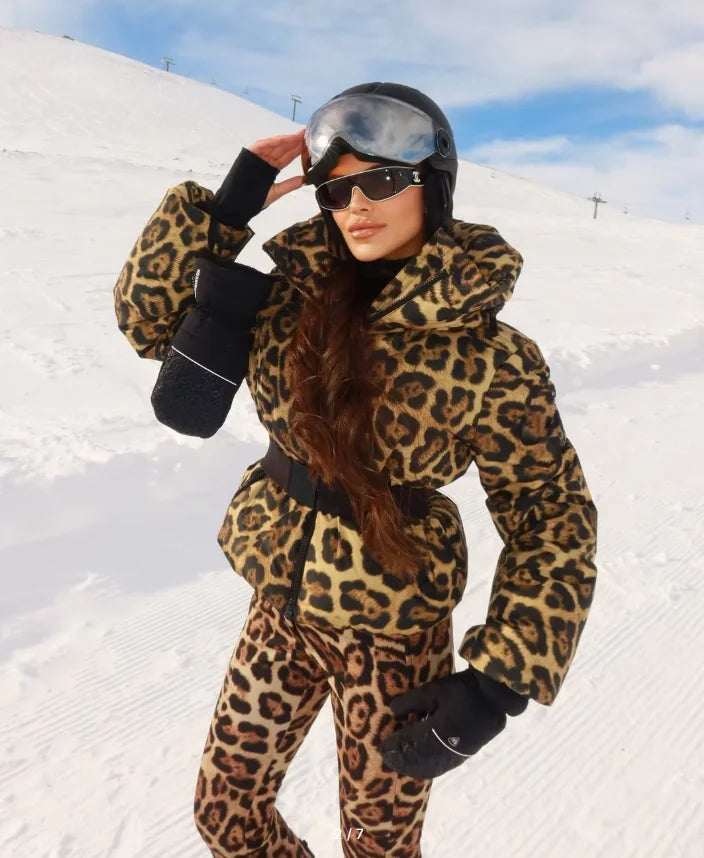 Traje de esquí de una pieza para mujer con capucha, cinturón, corte acampanado, puños elásticos, bolsillos con cremallera, resistente al agua, ropa de nieve.