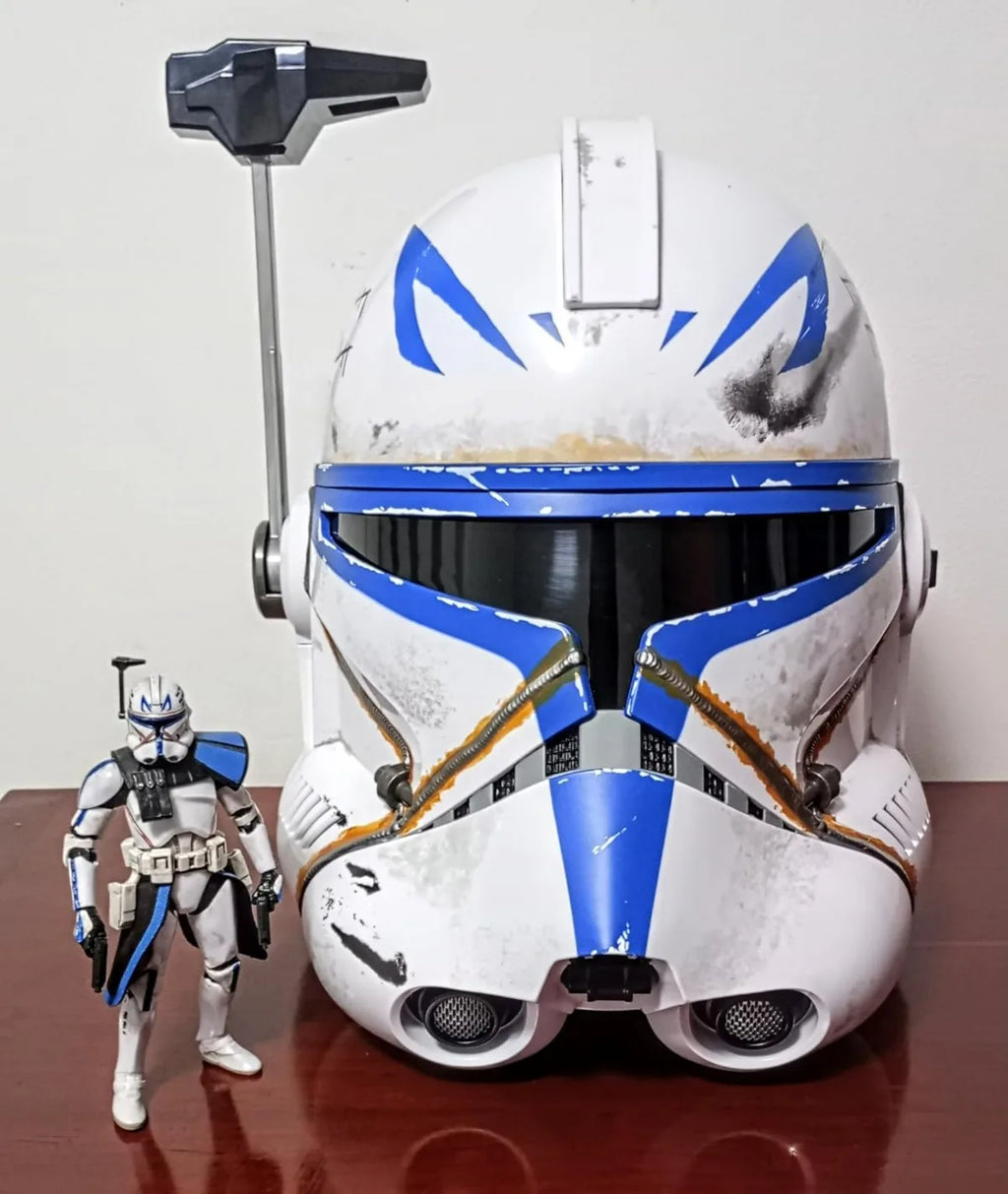 Hasbro STAR WARS The Black Series Clone Captain Rex Premium Electronic Helmet, Ahsoka Roleplay Helmet Adult F9176