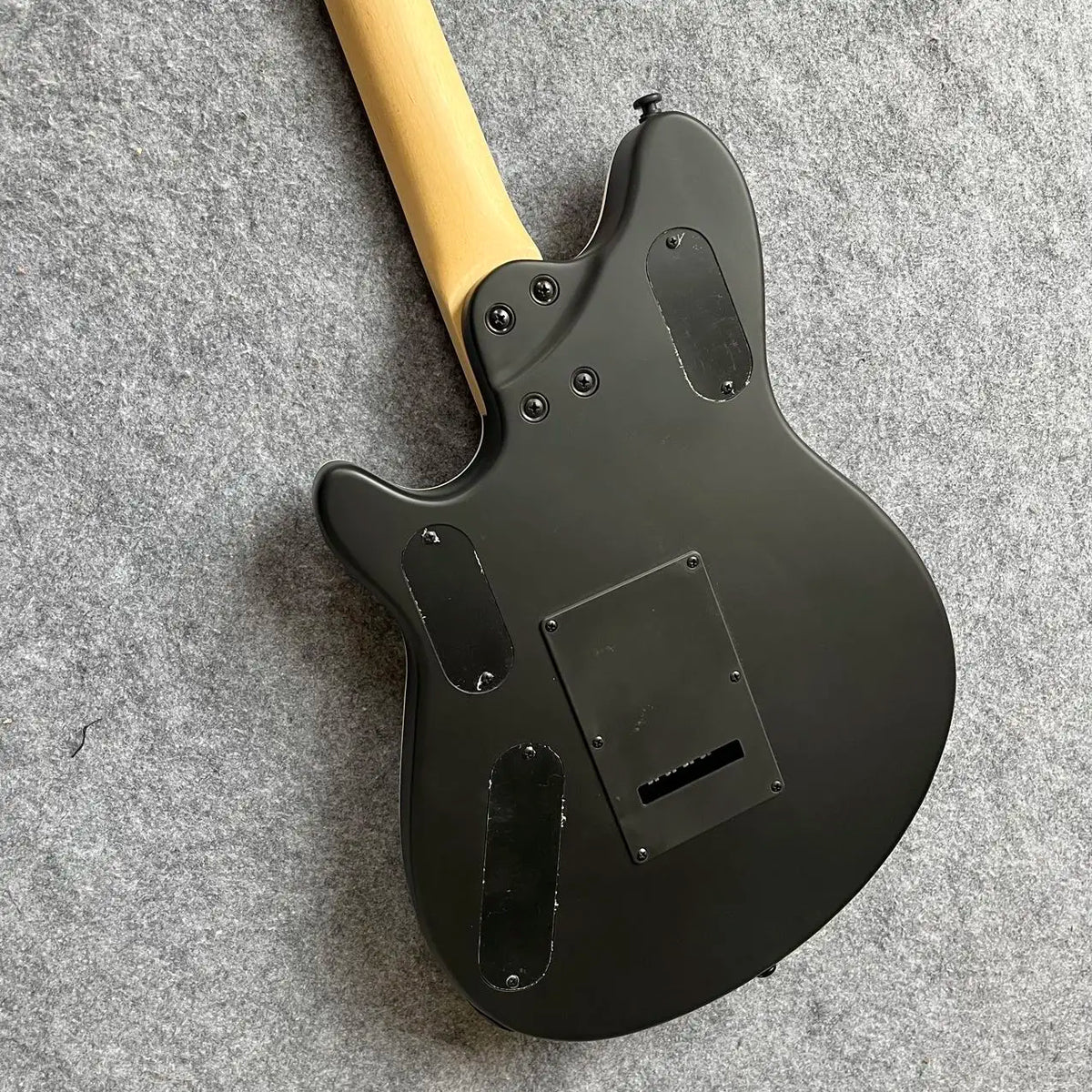 Puente de trémolo Floyd Rose negro mate personalizado para guitarra con perilla roja