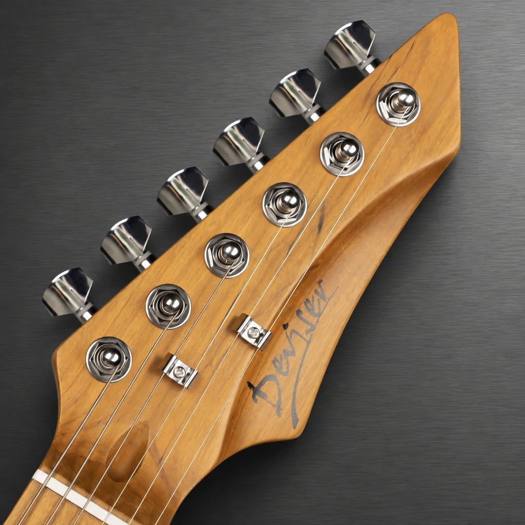 Guitarra eléctrica de estilo ST, 22 trastes, con diseño de estampado paisley, forma clásica ST, ideal para guitarristas de rock y blues.
