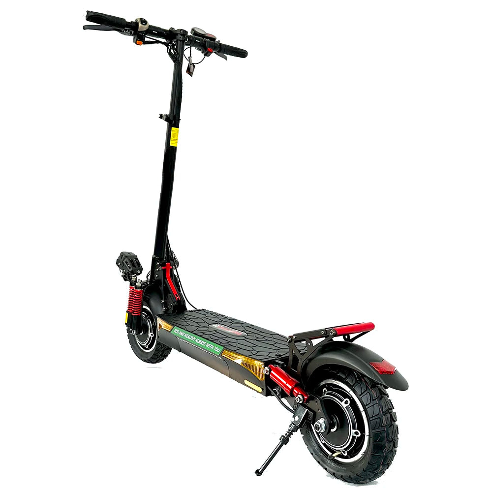 Patinete eléctrico todoterreno con rueda delantera, guardabarros rojo y soporte