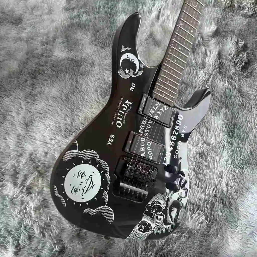 Guitarra Eléctrica Personalizada con Acabado en Madera Negra, Pastillas HH, Puente Tremolo, Herrajes Negros