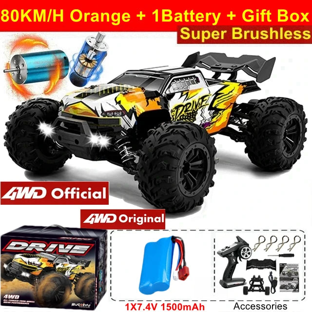 Coche RC 4x4 todoterreno con carrocería blanca y naranja, ruedas grandes y suspensión.