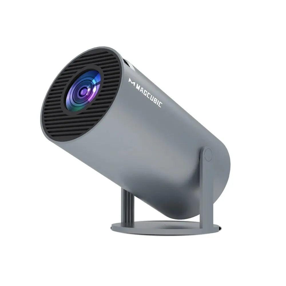 Proyector blanco con lente frontal y base metálica de soporte