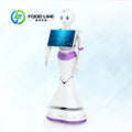 Robot humanoide de servicio blanco con pantalla frontal y detalles morados en el cuerpo