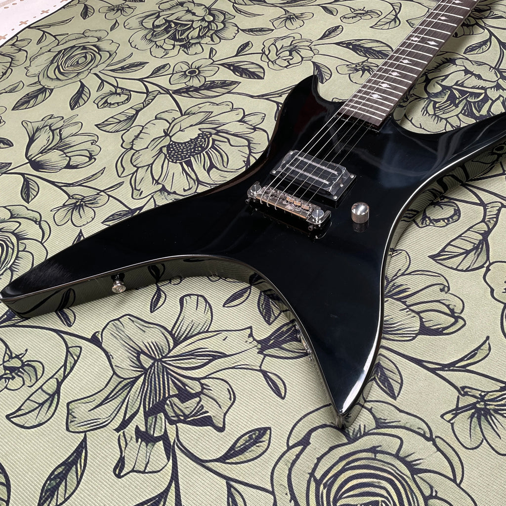 Guitarra eléctrica negra de 6 cuerdas, guitarra eléctrica con pastillas humbucker de alto rendimiento, guitarra eléctrica estilo heavy rock y shred.