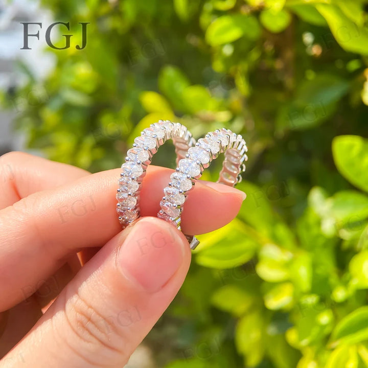 Pendientes ovalados personalizados hechos a mano con moissanita de diamante de laboratorio, diseño único personalizado con joyería elegante atemporal para Navidad
