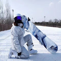 Tabla de Snowboard Champion Endorsement para Adultos, Núcleo de Álamo, Todoterreno, Bidireccional, 150 cm, Grabada, con Soporte para Tabla de Snowboard y Raquetas de Nieve
