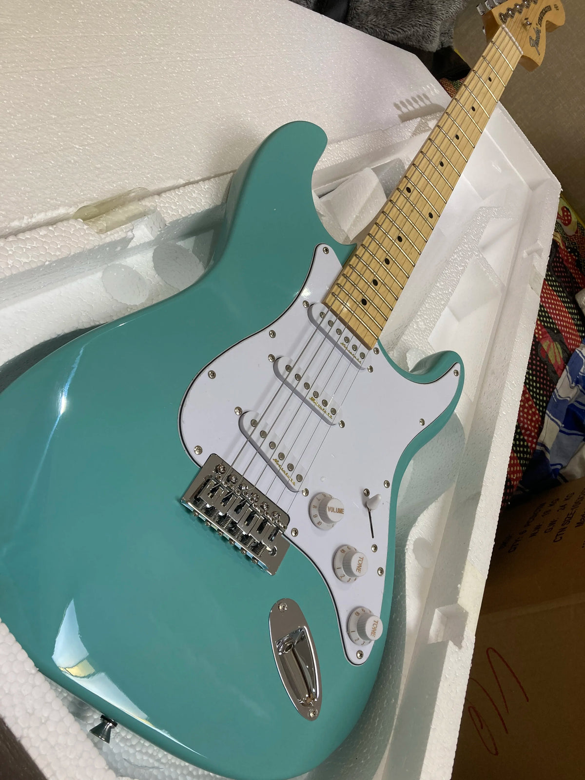 ASCSend tomorrow Guitarra eléctrica con cuerpo personalizado de caoba y diapasón de arce ASA003