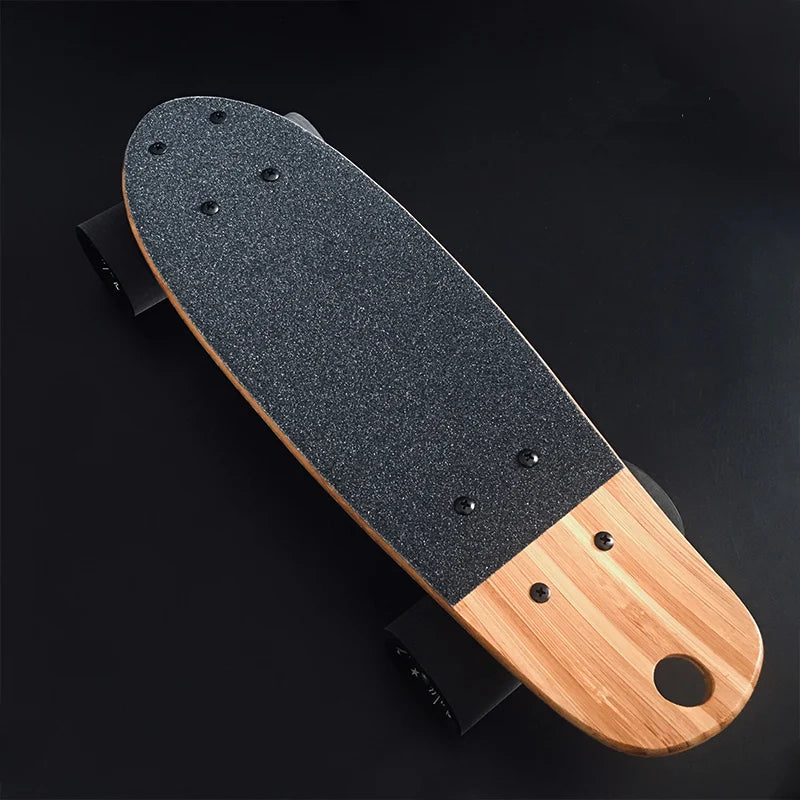 Mini monopatín corto de bambú para niños y niñas, patineta portátil para peces, tabla larga, patinetes de rodillo, 45, 56cm
