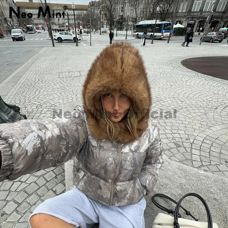 Neo Mint 2025 invierno exclusivo pasamontañas de piel sintética sombrero Chic niñas ropa de calle esponjoso cálido al aire libre gorros de bombardero de esquí gorros de moda