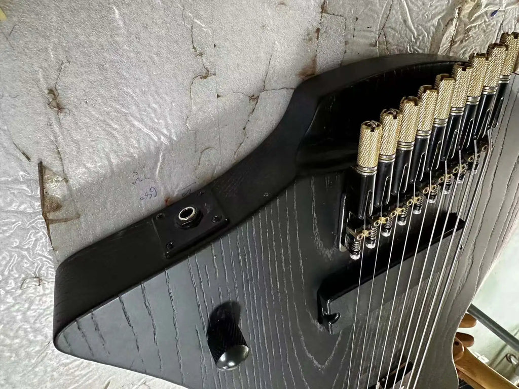 Guitarra eléctrica Yin y Yang de 9 cuerdas sin cabeza negra, pastilla de alta calidad, envío gratis