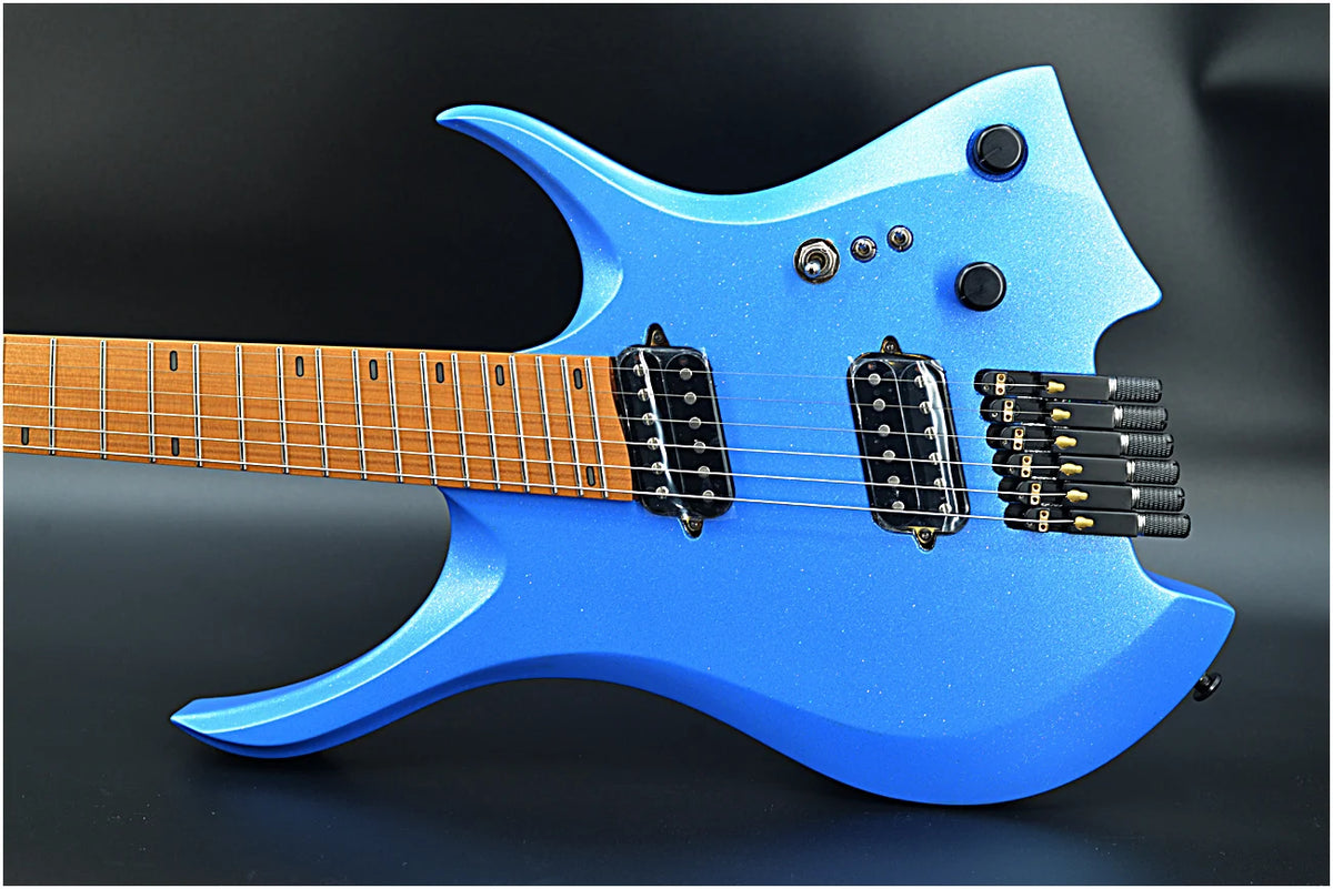 Guitarra NK 2026 con trastes en abanico, 6 cuerdas, cuello con unión en cuña, sin cabeza, eléctrica, color metalizado, cuello de arce tostado de 5 capas