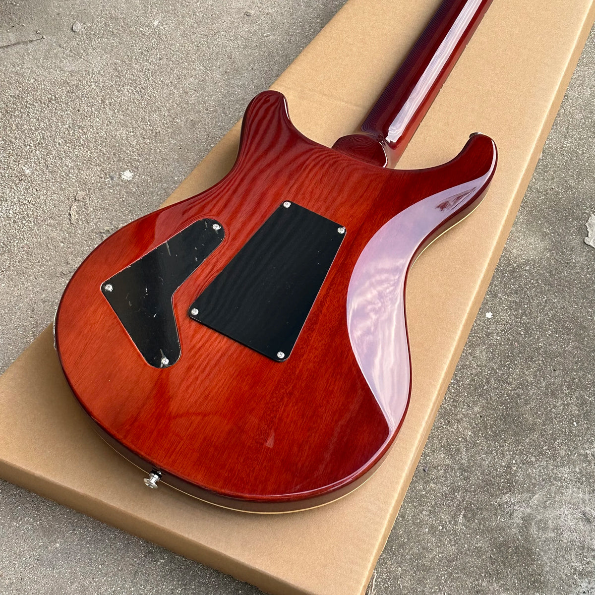 Guitarra eléctrica PRS Style Custom24, tapa Sunburst de arce flameado Tiger