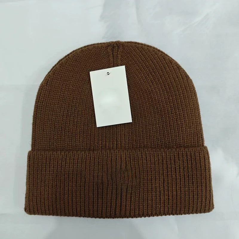 Gorro de punto con letras bordadas para otoño e invierno, moderno y versátil, gorro de lana cálido.